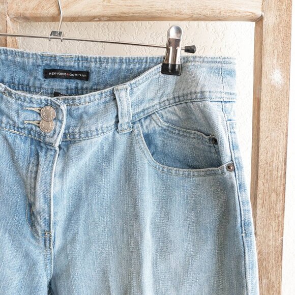 New York & Company Cropped Straight Leg Jeans Size 12 Light Wash Denim - Picture 5 of 8